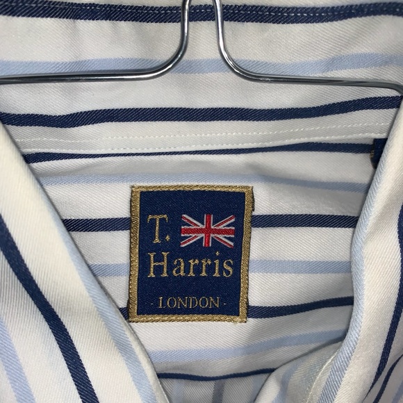 Lot of 2 T.Harris London medium mens dress shirts - Picture 3 of 8